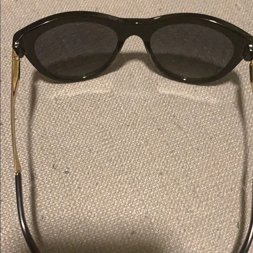 Sunglasses - Picture 3 of 5